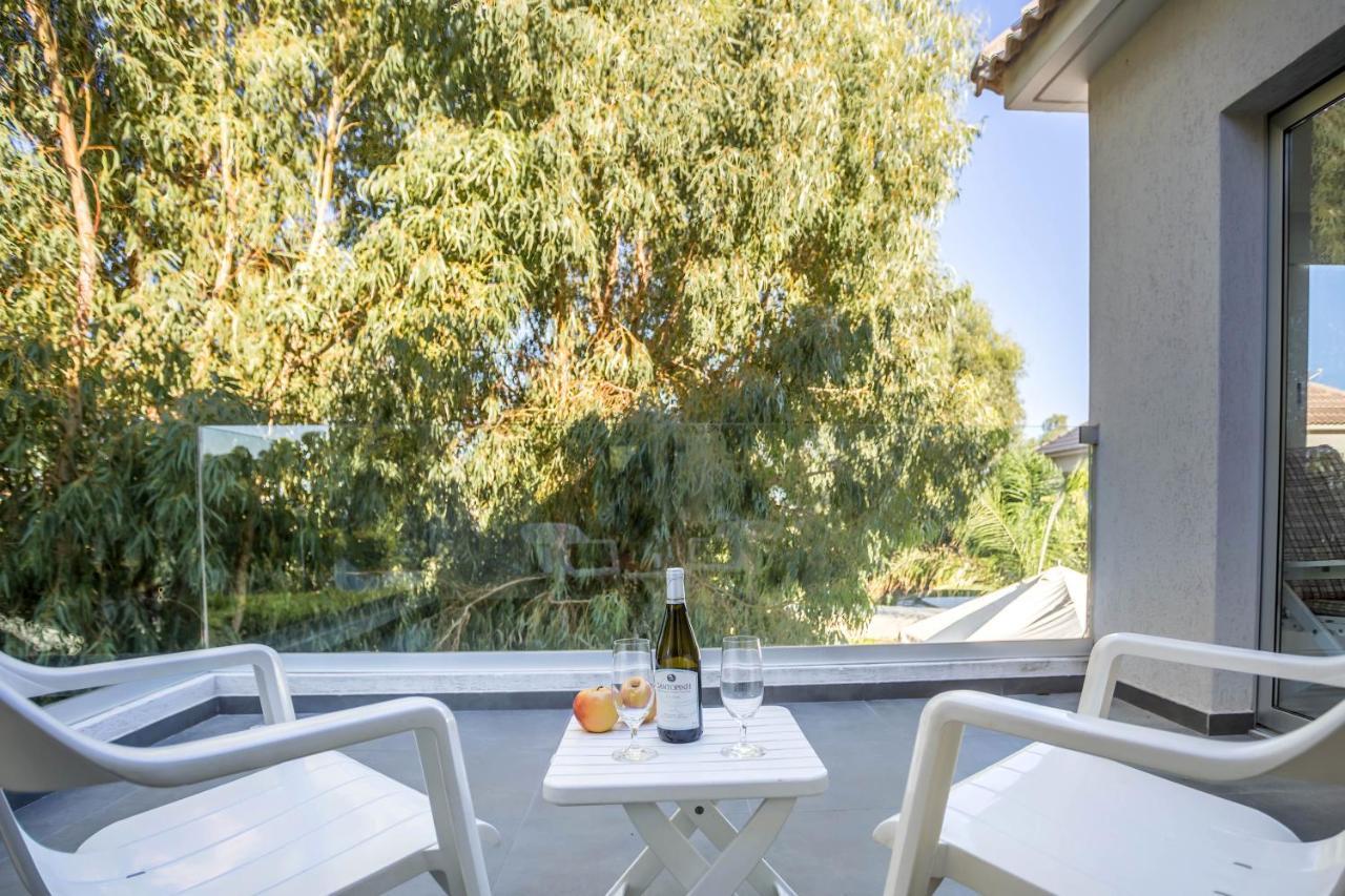 Villa Hibiscus Протарас Экстерьер фото