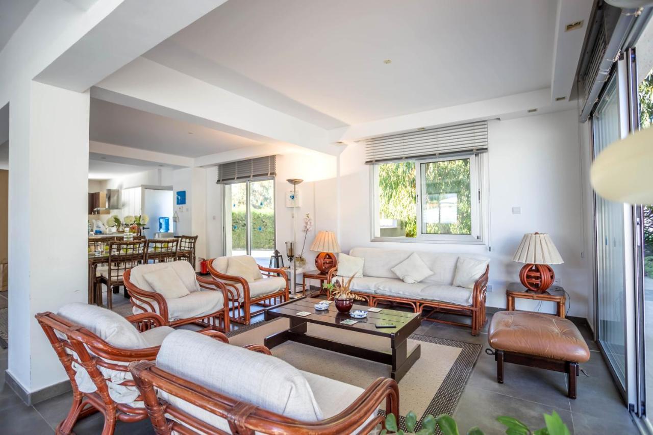Villa Hibiscus Протарас Экстерьер фото